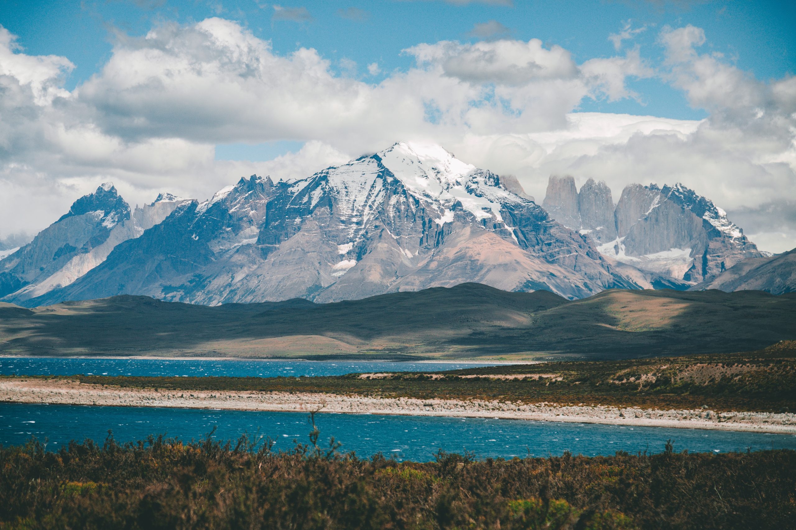 Photo Chile, Mountains by Luis Dalvan from Pexels